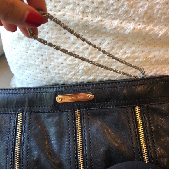 Michael Kors Clutch - Picture 6 of 8